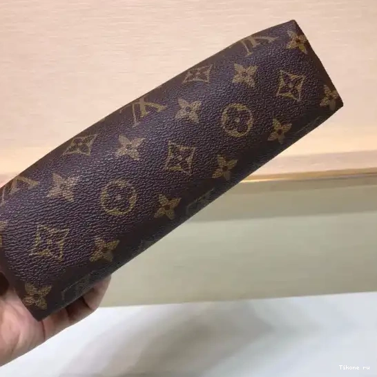 Cheap LOUIS POUCH VUITTON GM COSMETIC 0520